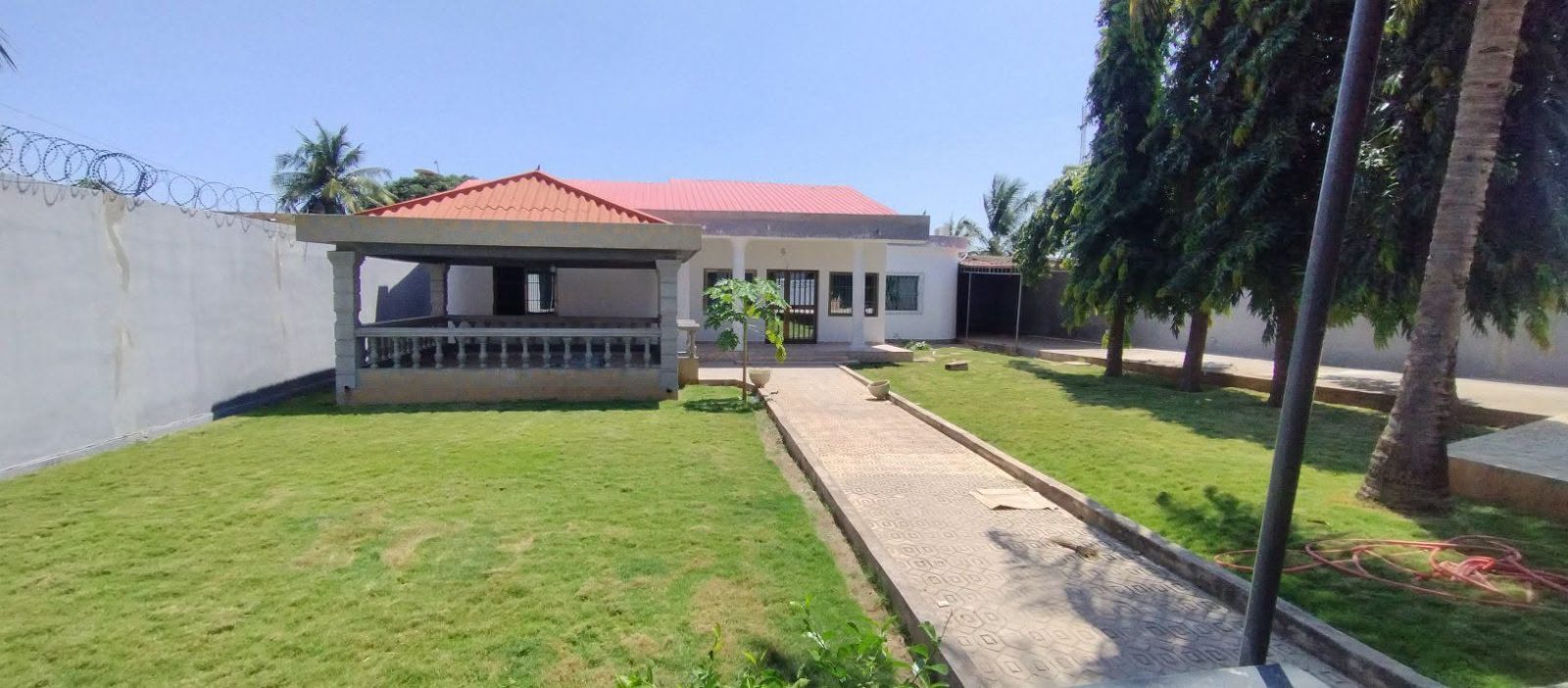 Villa de 3 chambres à Hedjranawoé - Photo 1