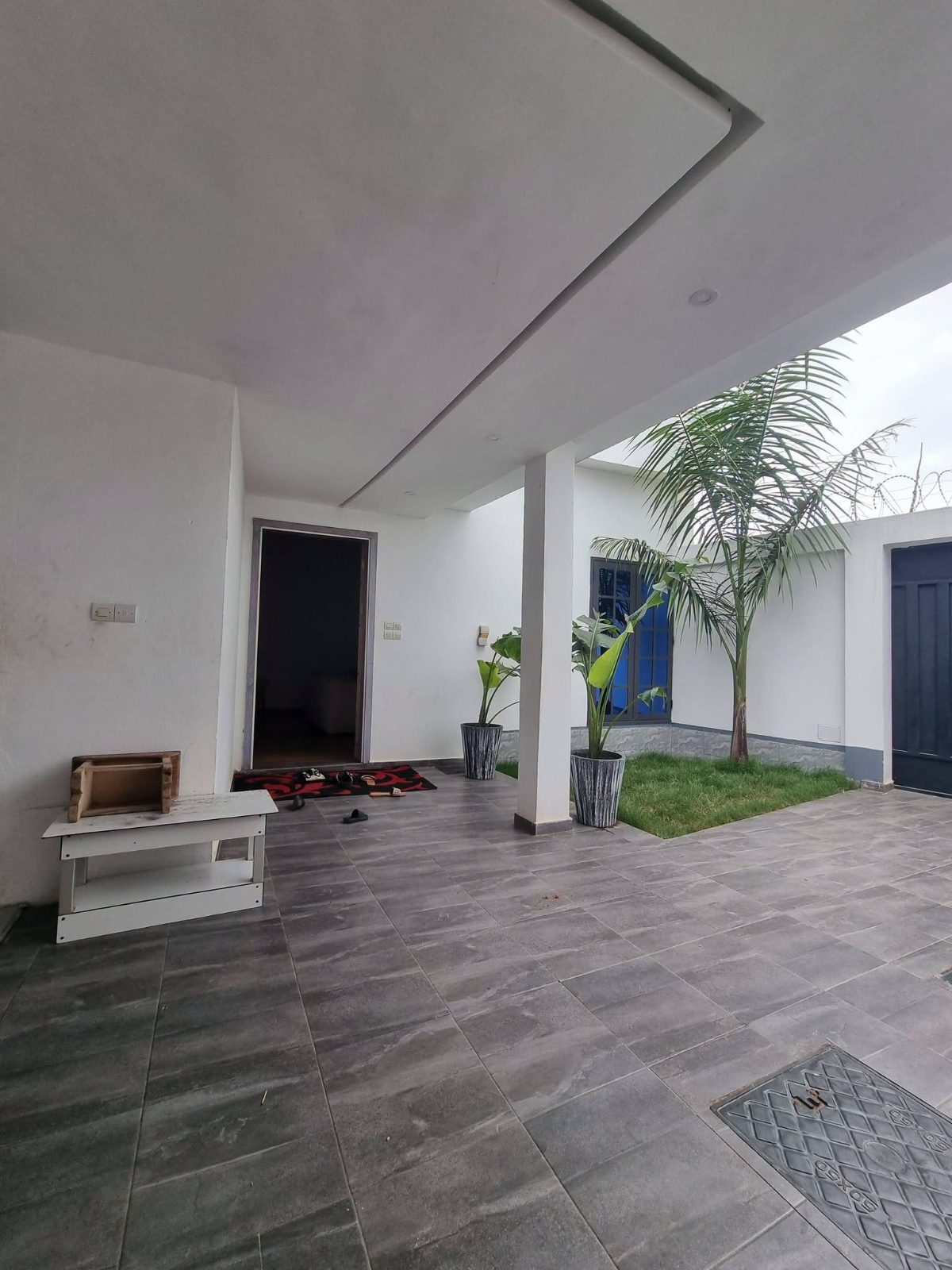 Magnifique Villa staffée avec baie vitrée à Zanguéra Afiadenyigban - Photo 1